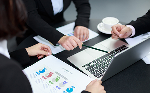 代理公司注冊的費(fèi)用是多少？