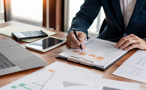 服務(wù)費用的透明度與合理性