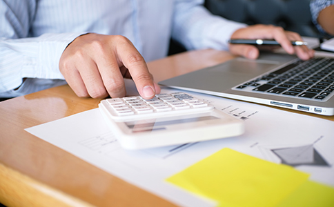 人力資源許可證代辦多少錢？