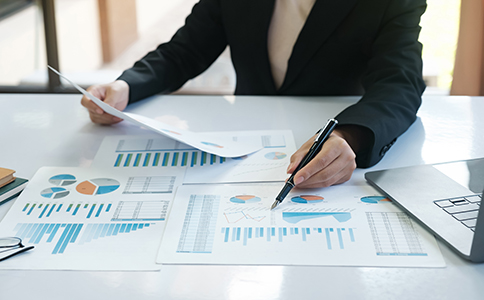 商標(biāo)注冊(cè)代理費(fèi)用一般多少錢？